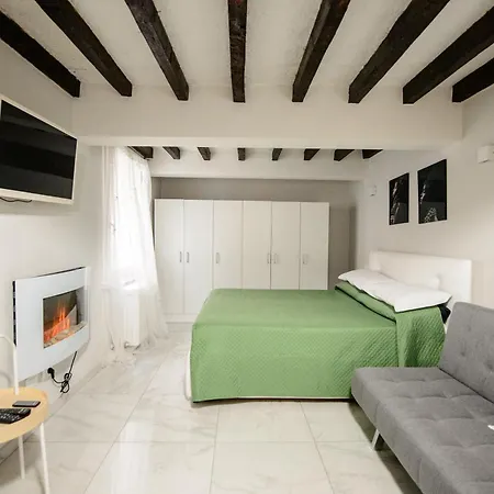 Tiffany Tortellinosuite Módena