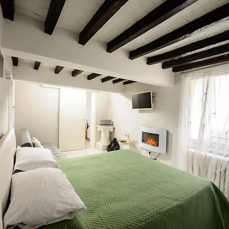 Tiffany Tortellinosuite